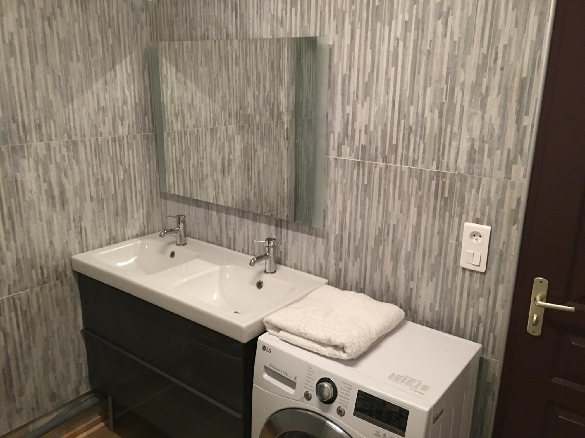 Apartment Villeurbanne Dış mekan fotoğraf