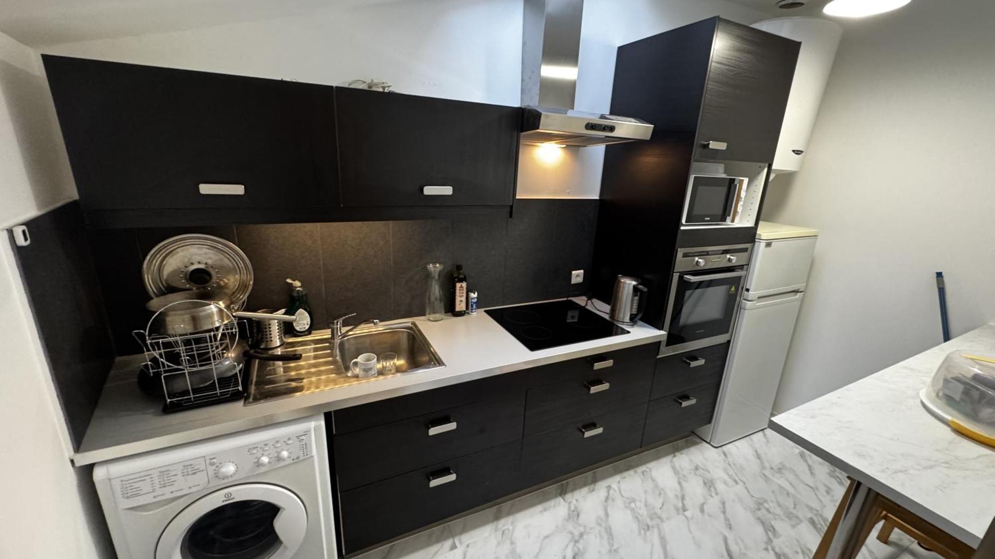 Apartment Villeurbanne Oda fotoğraf